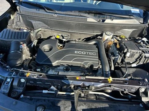 Used 2020 Chevrolet Equinox LS w/ LS Convenience Package image 11