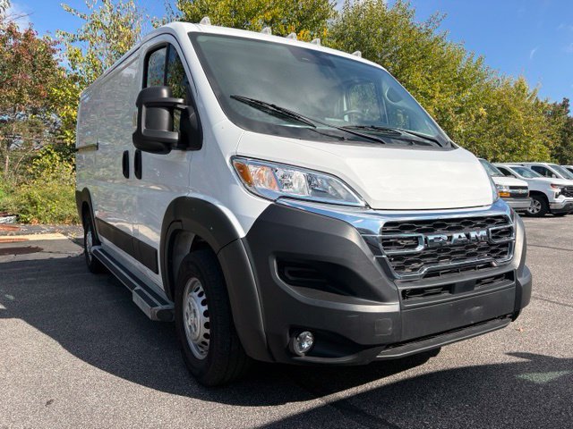 Used 2025 RAM ProMaster 2500 w/ U-Haul Equipment Group FWD image 13
