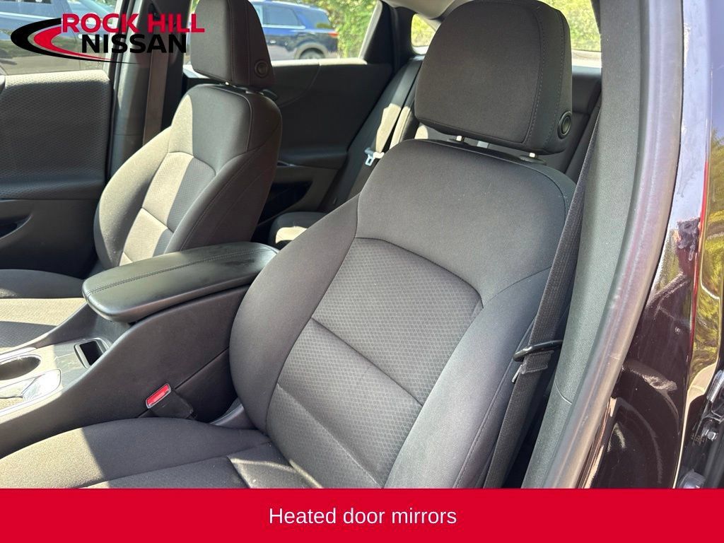 Used 2020 Chevrolet Malibu LT FWD image 15
