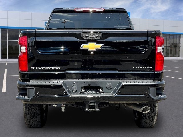 New 2026 Chevrolet Silverado 2500 Custom w/ Custom Value Package AWD/4WD image 4