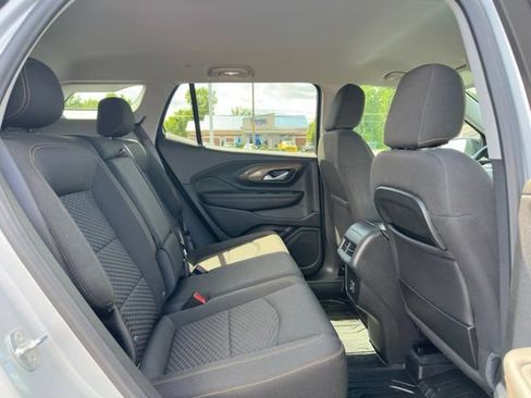 Used 2021 GMC Terrain SLE w/ Driver Convenience Package AWD/4WD image 11