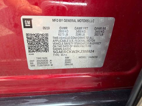 Used 2019 Buick Enclave Premium w/ Experience Buick Package FWD image 11