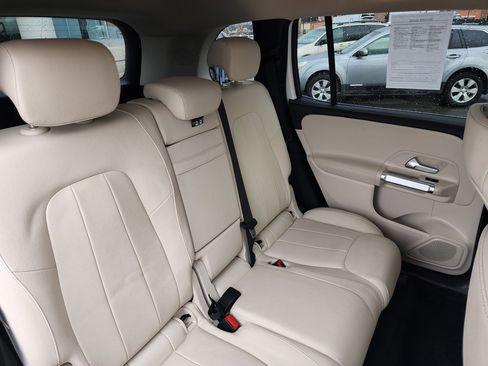 Used 2023 Mercedes-Benz GLB 250 image 15