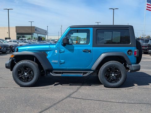 Used 2019 Jeep Wrangler Sport AWD/4WD image 2