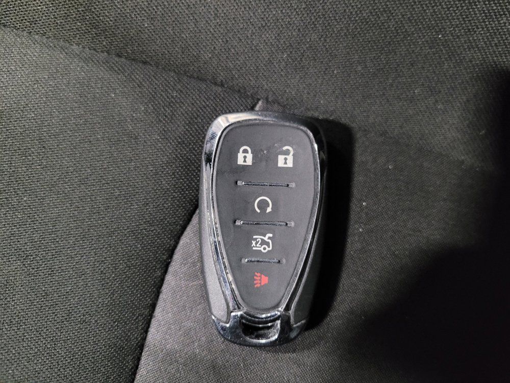 Used 2020 Chevrolet Malibu RS FWD image 32
