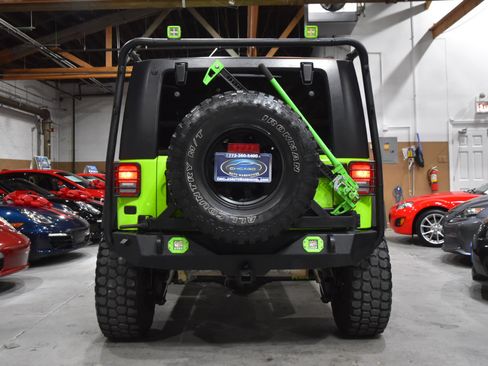 Used 2013 Jeep Wrangler Sport w/ Connectivity Group image 12