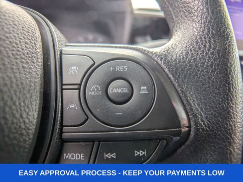 Used 2024 Toyota Corolla LE image 32