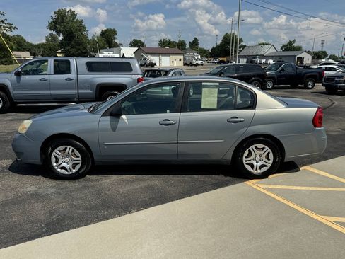 Used 2007 Chevrolet Malibu LS w/ Enhanced Safety Package FWD image 7