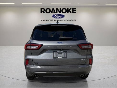 Used 2024 Ford Escape ST-Line w/ Tech Pack #1 AWD/4WD image 10