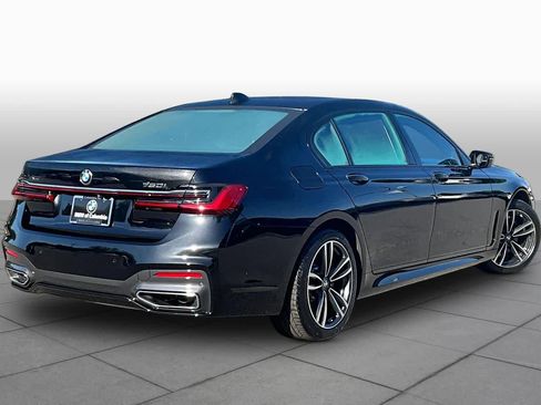 Used 2020 BMW 750i xDrive w/ Executive Package AWD/4WD image 12