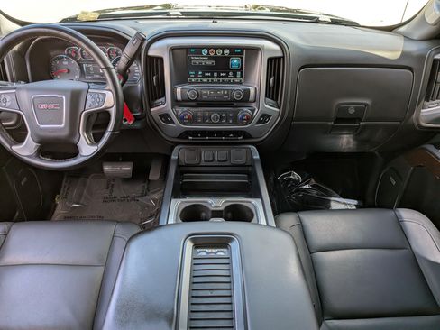 Used 2018 GMC Sierra 1500 SLT w/ SLT Premium Package AWD/4WD image 16