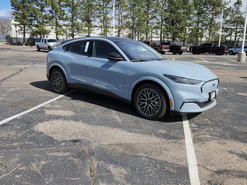 New 2026 Ford Mustang Mach-E Premium AWD/4WD image 19