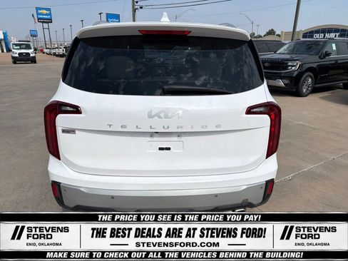 Used 2025 Kia Telluride S FWD image 12