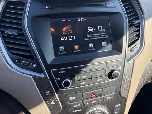 Used 2017 Hyundai Santa Fe Sport image 8