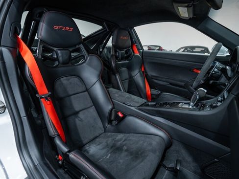 Used 2016 Porsche 911 GT3 RS RWD image 31