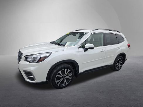 Used 2020 Subaru Forester Limited image 8