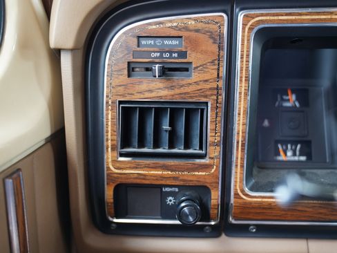 Used 1988 Ford E-350 and Econoline 350 RWD image 12