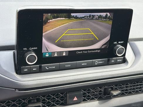 Used 2024 Honda Accord LX image 13