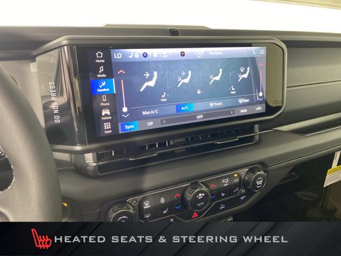 New 2026 Jeep Gladiator Sahara image 3