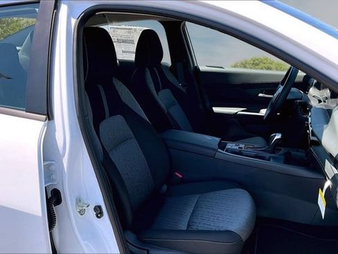 New 2027 Nissan Sentra SV FWD image 10