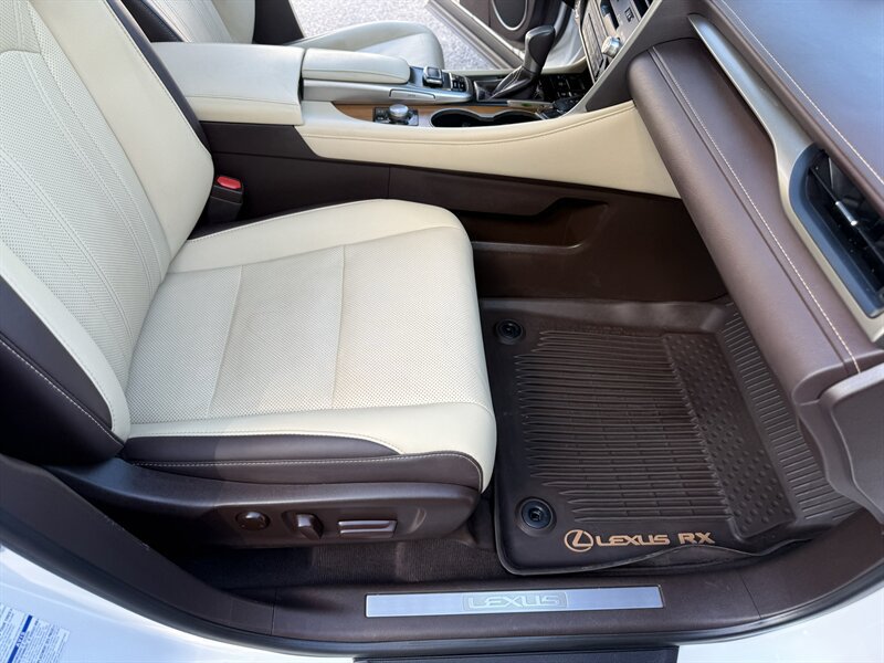 Used 2018 Lexus RX 350 AWD w/ Premium Package image 26
