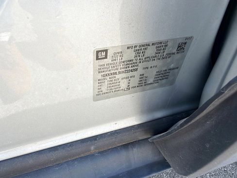 Used 2017 GMC Acadia SLT image 20