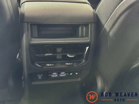 Used 2023 Jeep Grand Cherokee Limited w/ Luxury Tech Group II AWD/4WD image 33
