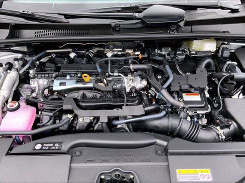 New 2026 Toyota Prius Plug-In Hybrid FWD image 16