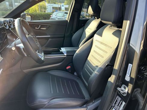 Certified 2025 Mercedes-Benz GLC 300 4MATIC image 23