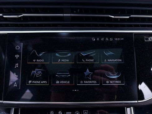 Used 2021 Audi Q8 Premium Plus w/ Premium Plus Package AWD/4WD image 23
