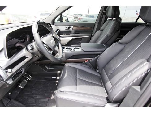 New 2026 Cadillac Vistiq Sport image 6