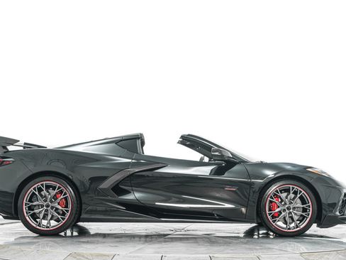 Used 2023 Chevrolet Corvette Stingray Premium Cpe w/ Z51 Performance Package RWD image 58