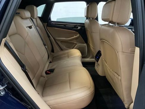 Used 2023 Porsche Macan Turbo AWD/4WD image 79