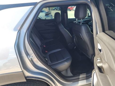 Certified 2025 Chevrolet TrailBlazer ACTIV w/ Driver Confidence Package FWD image 38