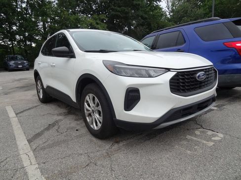 Used 2023 Ford Escape Active w/ Tech Pack #1 AWD/4WD image 1