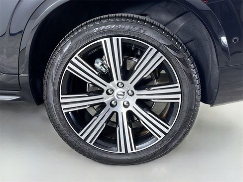 Certified 2025 Volvo XC90 B6 Plus w/ Protection Package Premier image 33