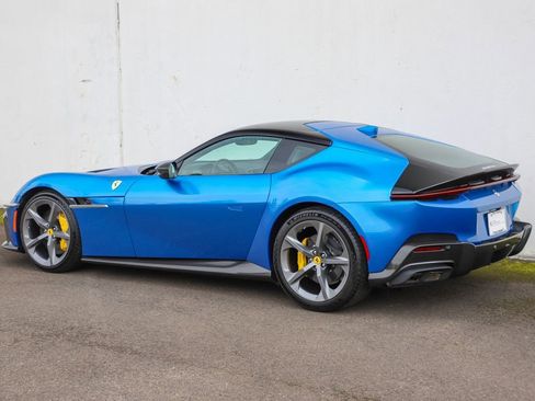 Certified 2025 Ferrari 12Cilindri RWD image 11