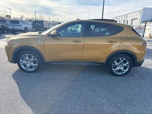 Certified 2024 Dodge Hornet R/T Plus w/ Tech Pack Plus w/o Parking image 19