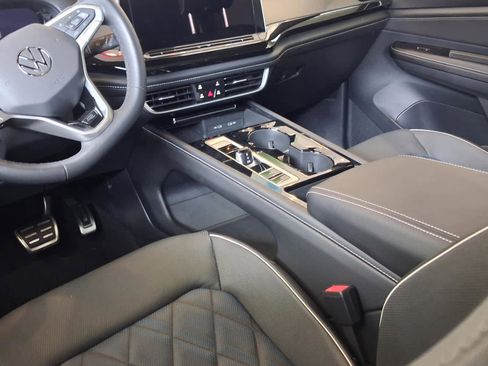 New 2026 Volkswagen Atlas Cross Sport SEL Premium R-Line image 15