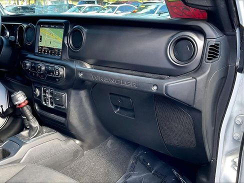 Used 2023 Jeep Wrangler Sport S w/ Sun And Sound Package image 16