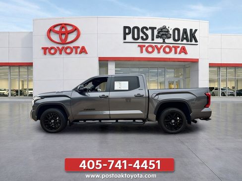 Used 2025 Toyota Tundra Limited AWD/4WD image 8