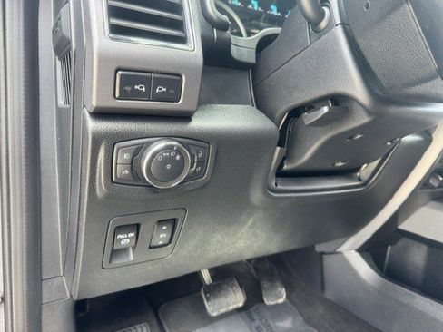 Used 2020 Ford F150 XLT w/ Equipment Group 302A Luxury AWD/4WD image 14
