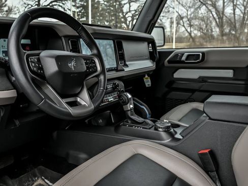 Used 2024 Ford Bronco Wildtrak image 13