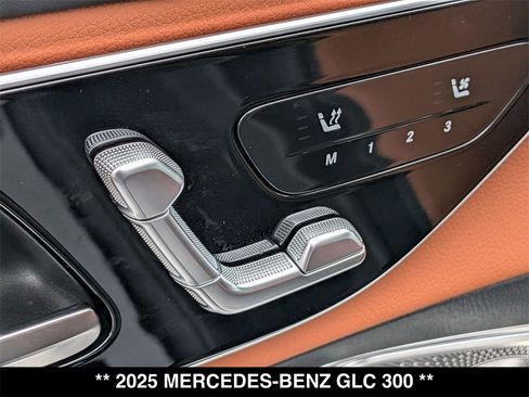 Certified 2025 Mercedes-Benz GLC 300 4MATIC image 14
