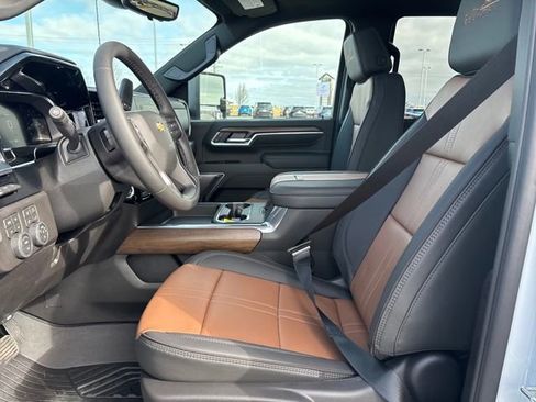 New 2026 Chevrolet Silverado 3500 High Country w/ Technology Package image 9