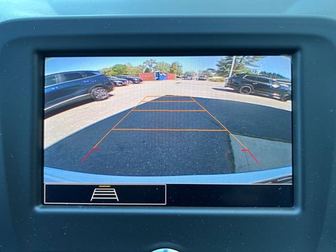 Used 2023 Chevrolet Equinox LS w/ LS Convenience Package FWD image 21