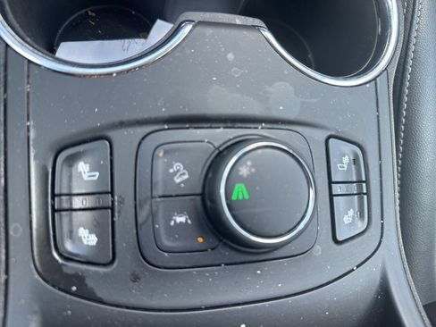 Used 2023 GMC Terrain SLT FWD image 20