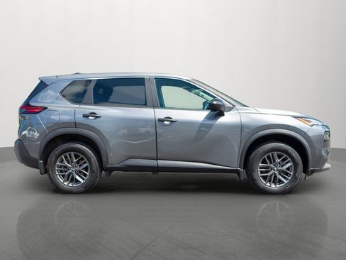 Used 2023 Nissan Rogue S AWD/4WD image 8