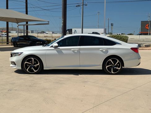 Used 2020 Honda Accord Sport image 6
