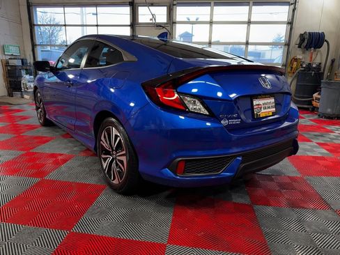 Used 2017 Honda Civic EX-L image 5
